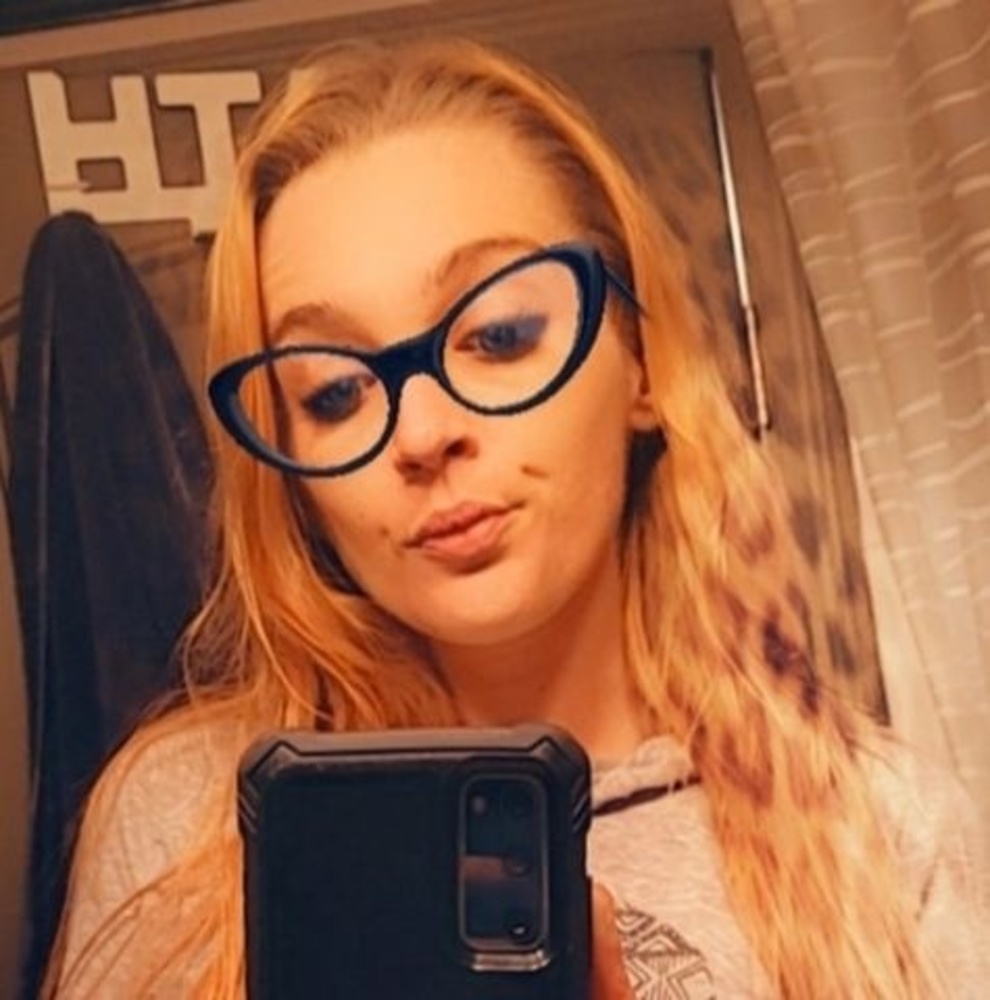 Meet your Posher, Tonya